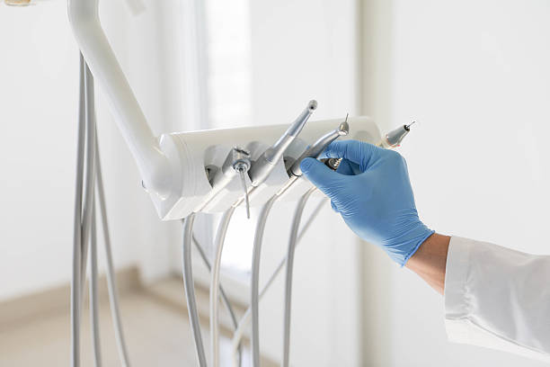 24/7 Emergency Teeth Cleaning And Checkup experts in Glenview, IL